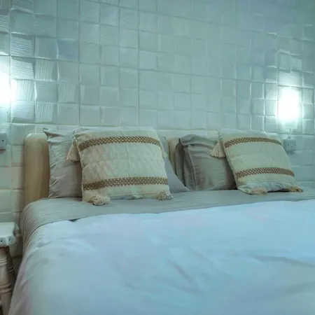 Charming One Bedroom, Sea View Balcony, Center. Apartment