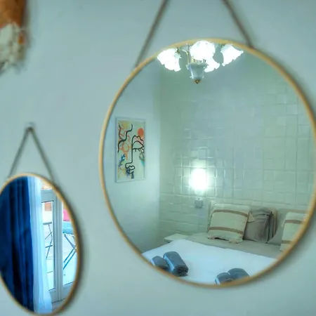 Charming One Bedroom, Sea View Balcony, Center. Apartment Valletta
